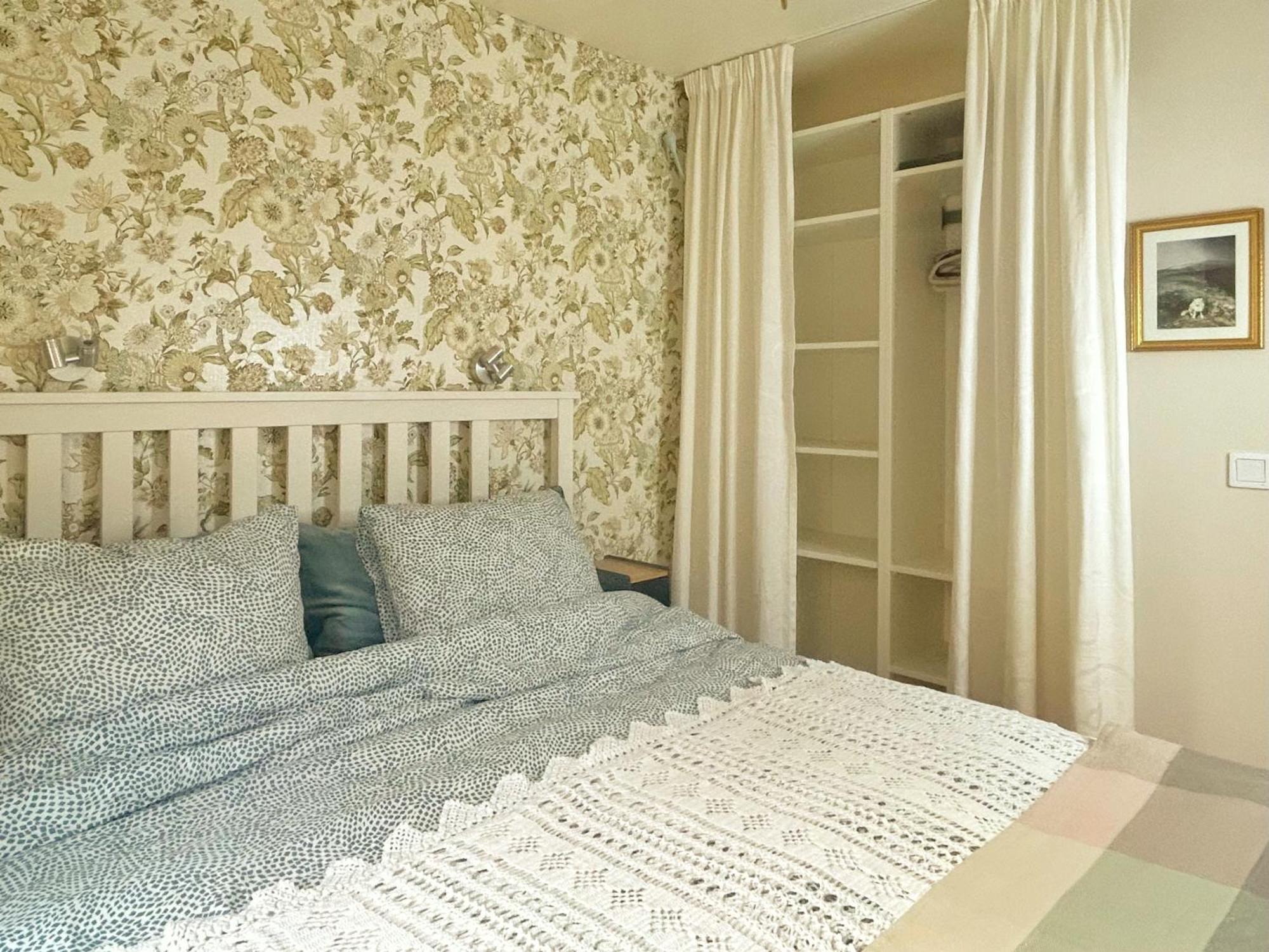 The Blomsholm Cabin - Load Your Electric Car Stromstad Luaran gambar